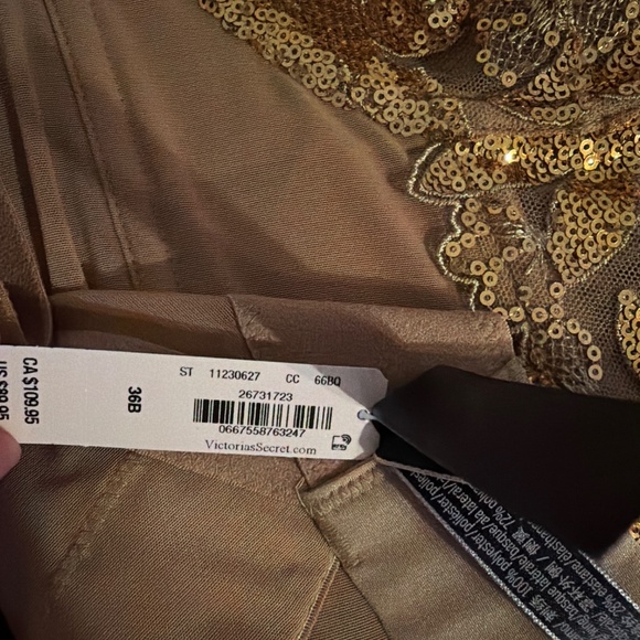 Victoria’s Secret Gold sequined corset - Picture 4 of 4